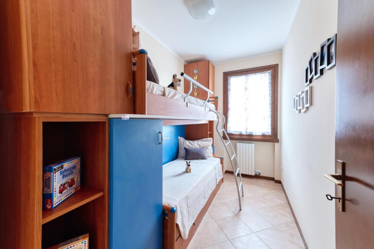 Wolf House - Sirmione Holiday Екстер'єр фото
