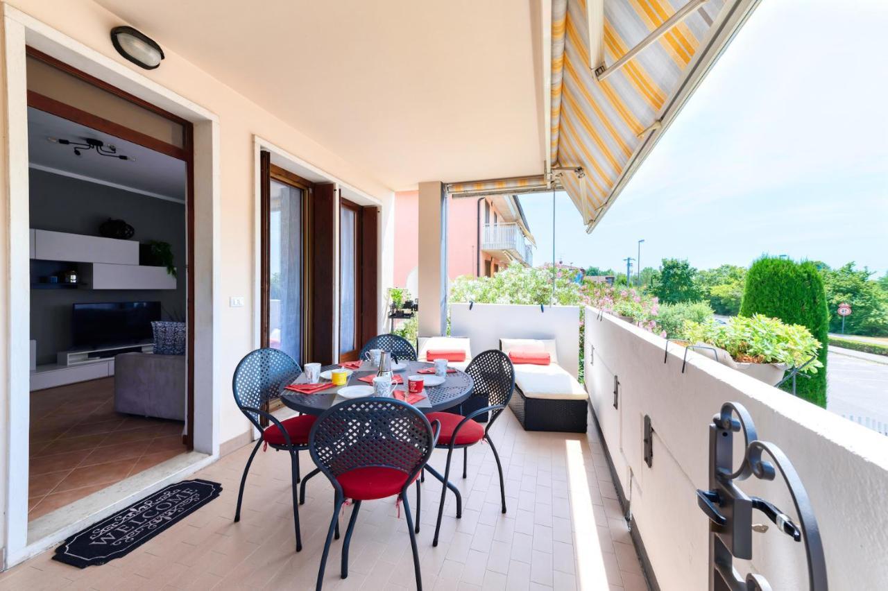 Wolf House - Sirmione Holiday Екстер'єр фото
