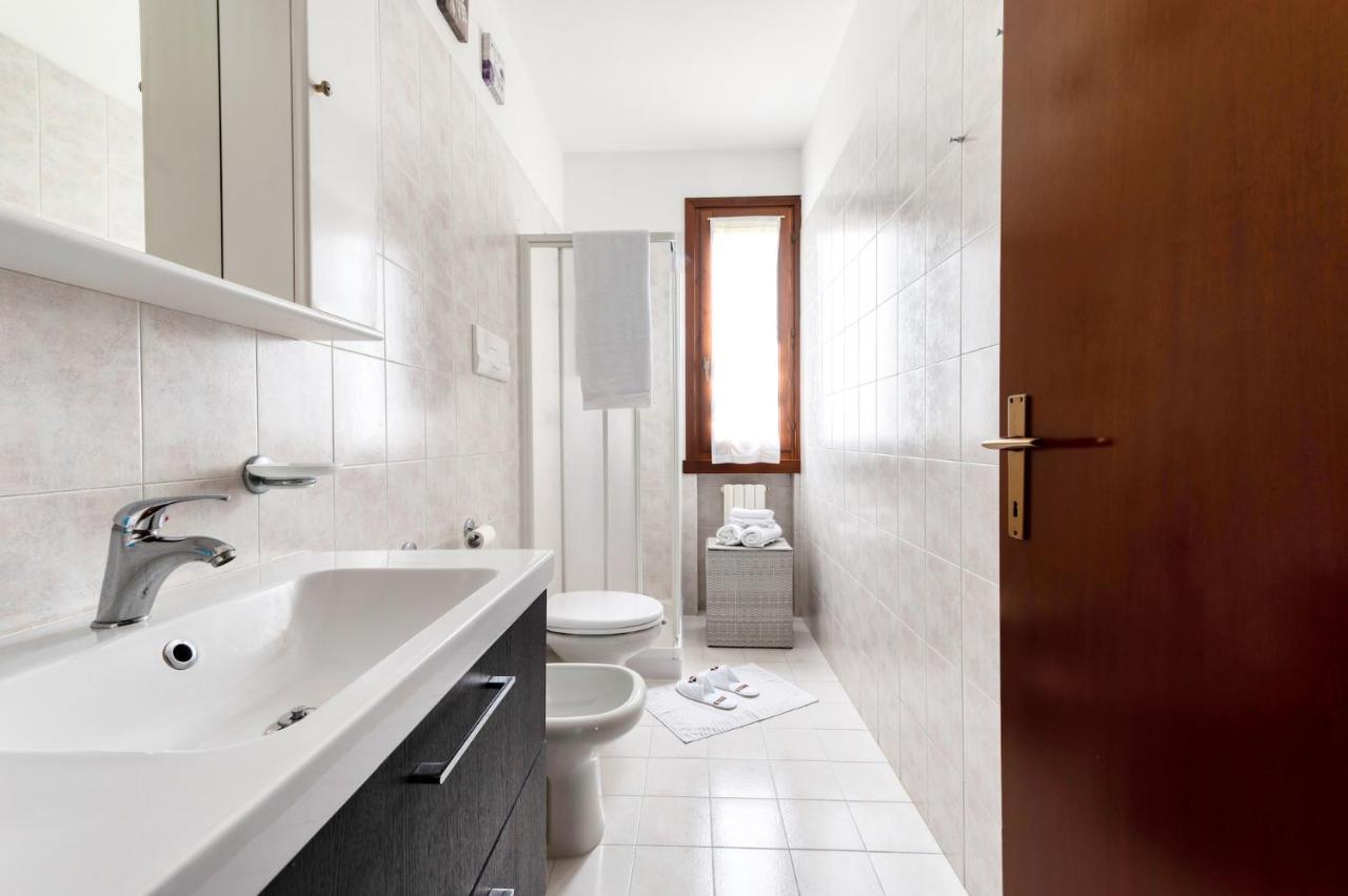 Wolf House - Sirmione Holiday Екстер'єр фото