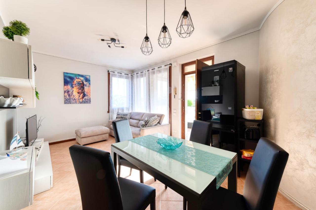 Wolf House - Sirmione Holiday Екстер'єр фото